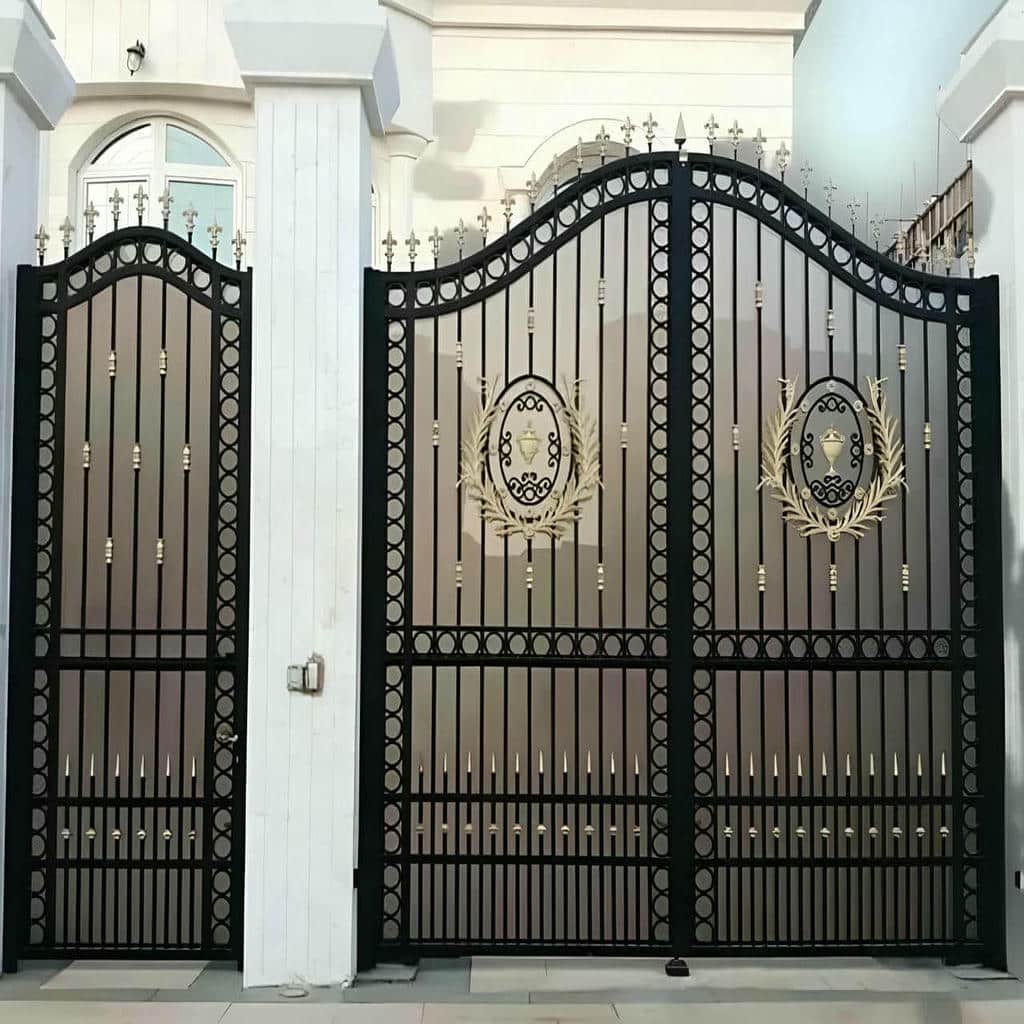 ساخت درب ماشین رو عریض با شاسی تقویت شده