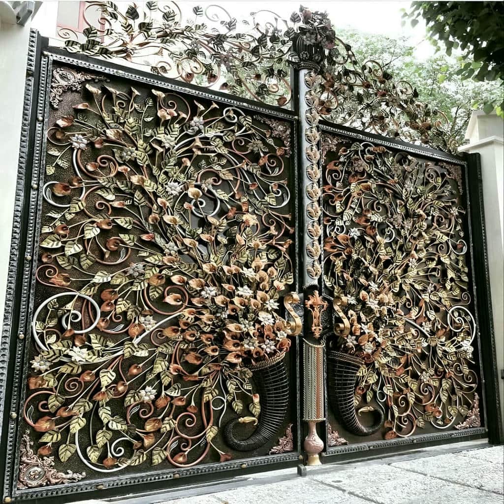 نصب درب ورودی محوطه با کنترل شاقول