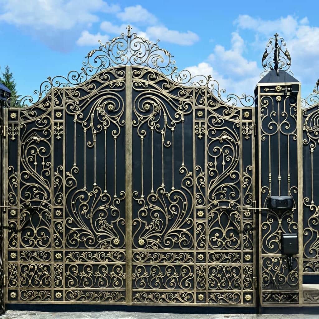 ساخت درب حیاط کتیبه دار با پنل CNC