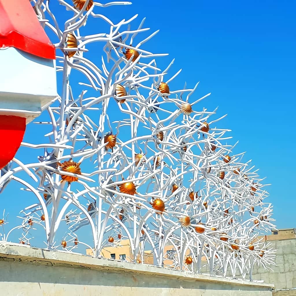 حفاظ گل آفتابگردان با فرم شاخه ای