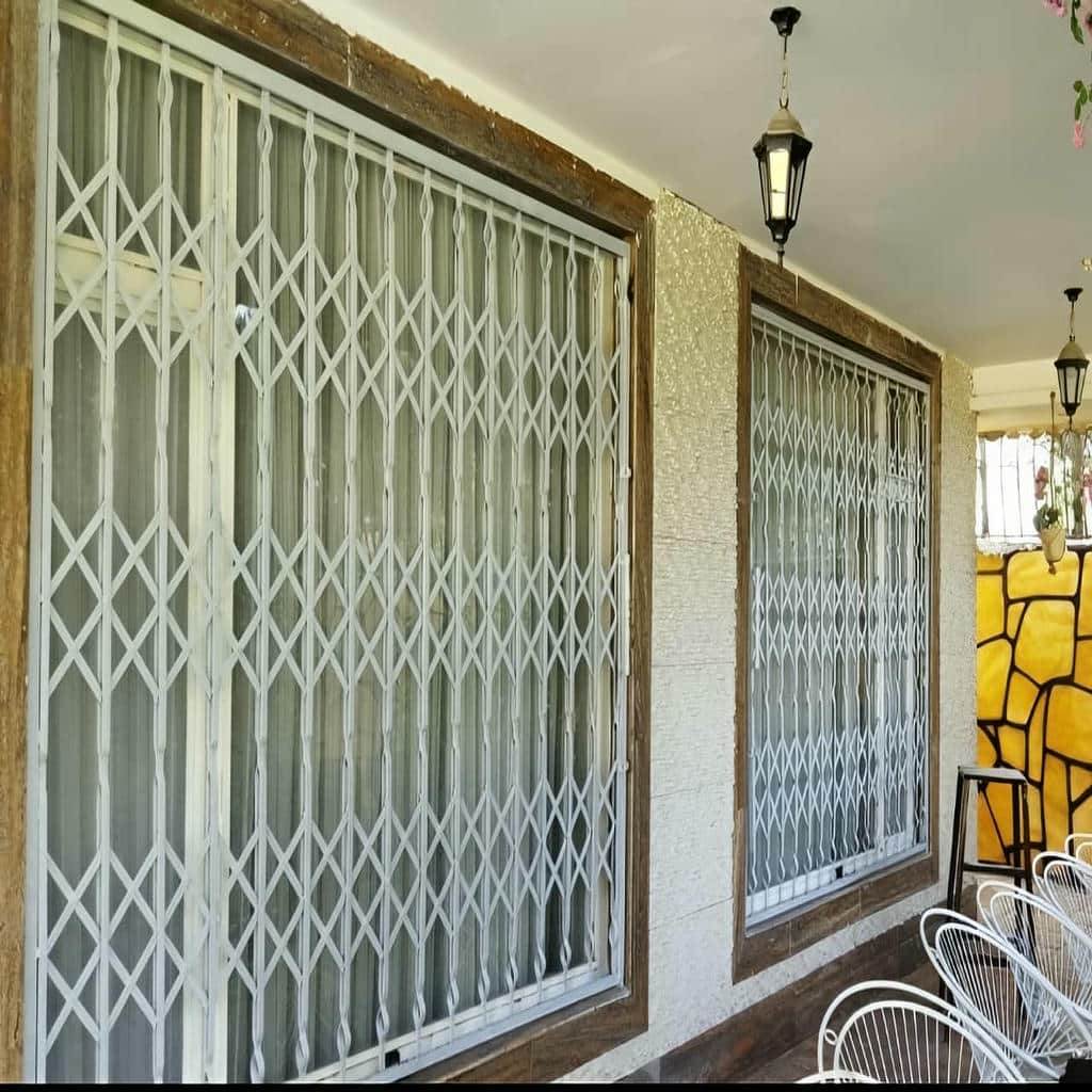 گارد آکاردئونی ورودی بزرگ