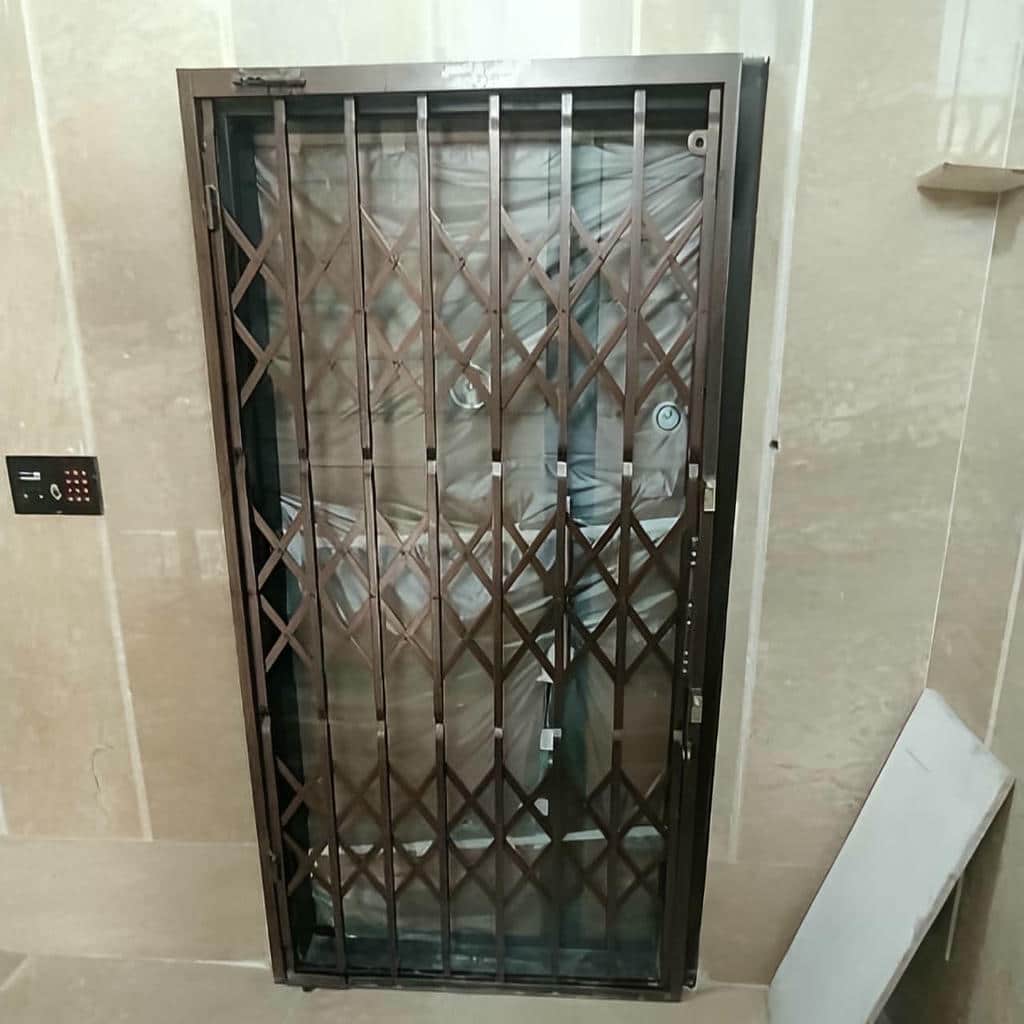 گارد درب آپارتمان فلزی سفارشی