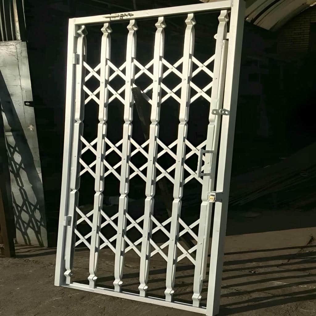 درب آکاردئونی با ریل مقاوم