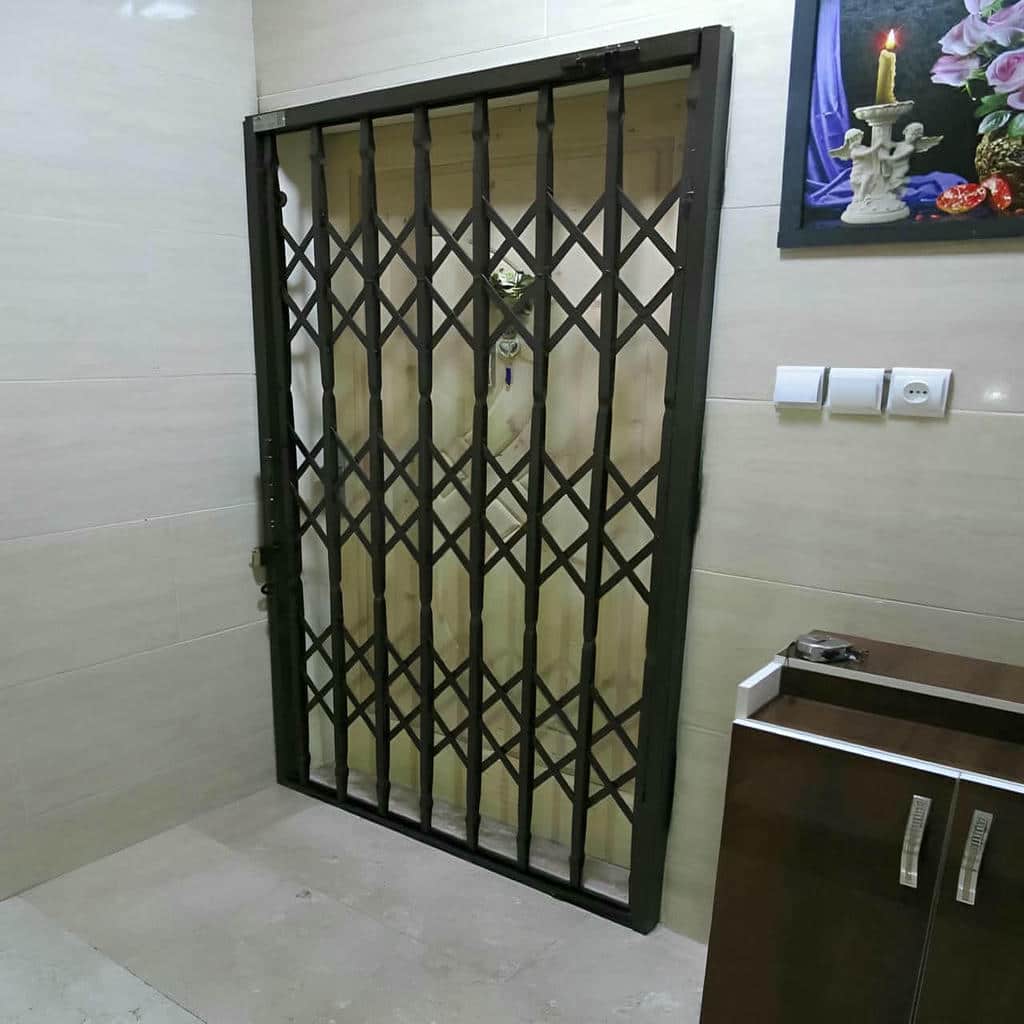 محافظ درب آپارتمان با طراحی مدرن