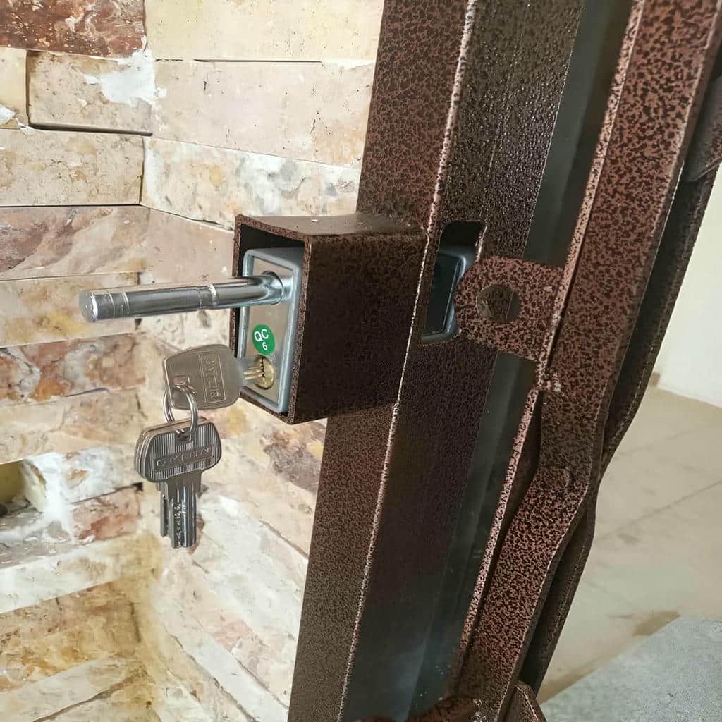 درب آکاردئونی آپارتمان مینیمال درب آکاردئونی آپارتمان مینیمال