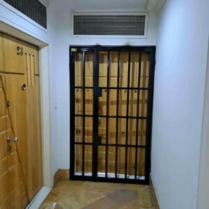 حفاظ درب ورودی سفارشی لوکس