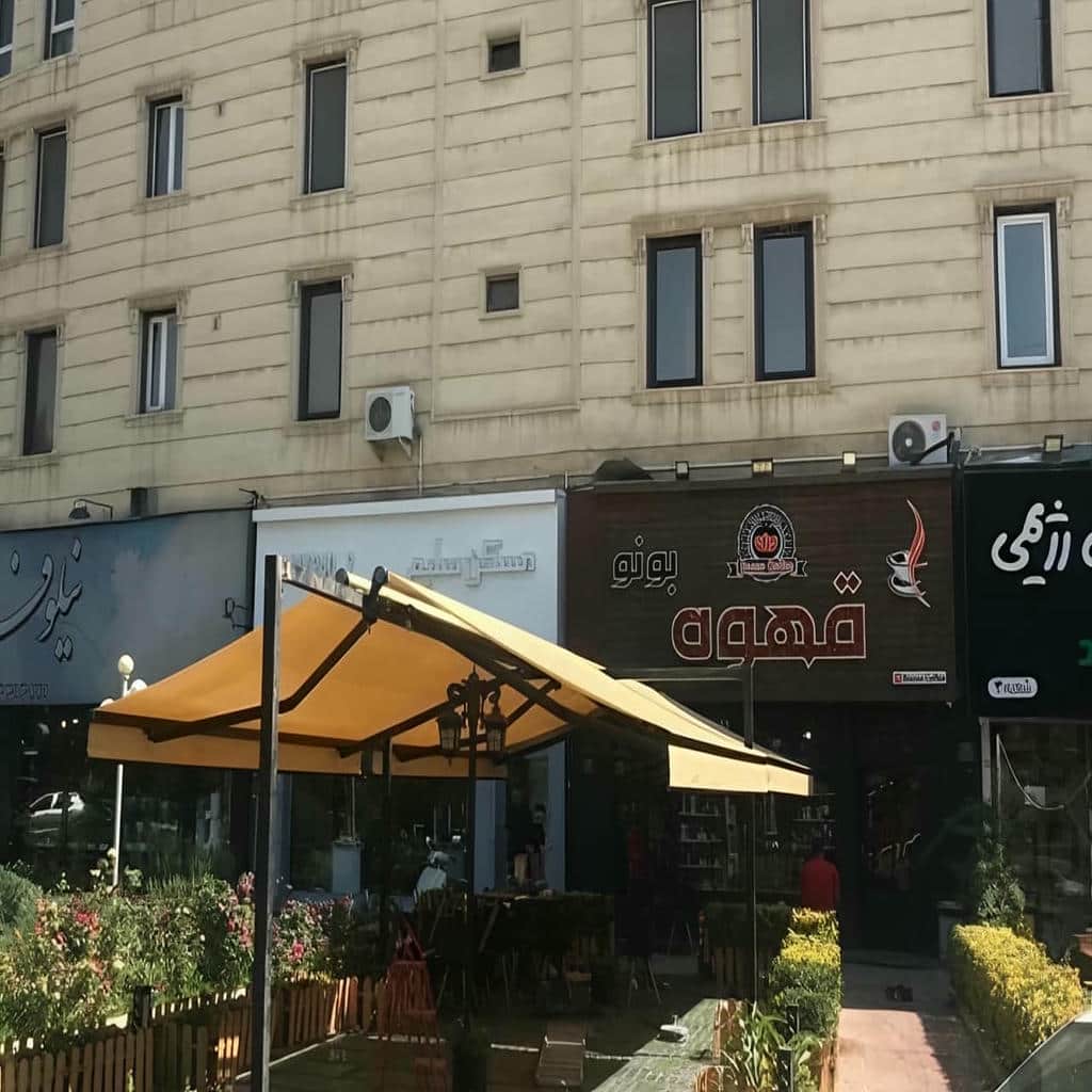 سایبان بالکن برقی برای ساختمان قدیمی