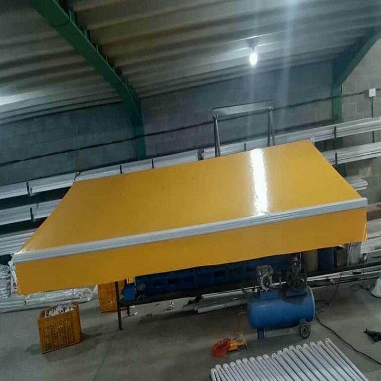 سایبان پارکینگ برقی با طراحی مدرن سایبان پارکینگ برقی با طراحی مدرن