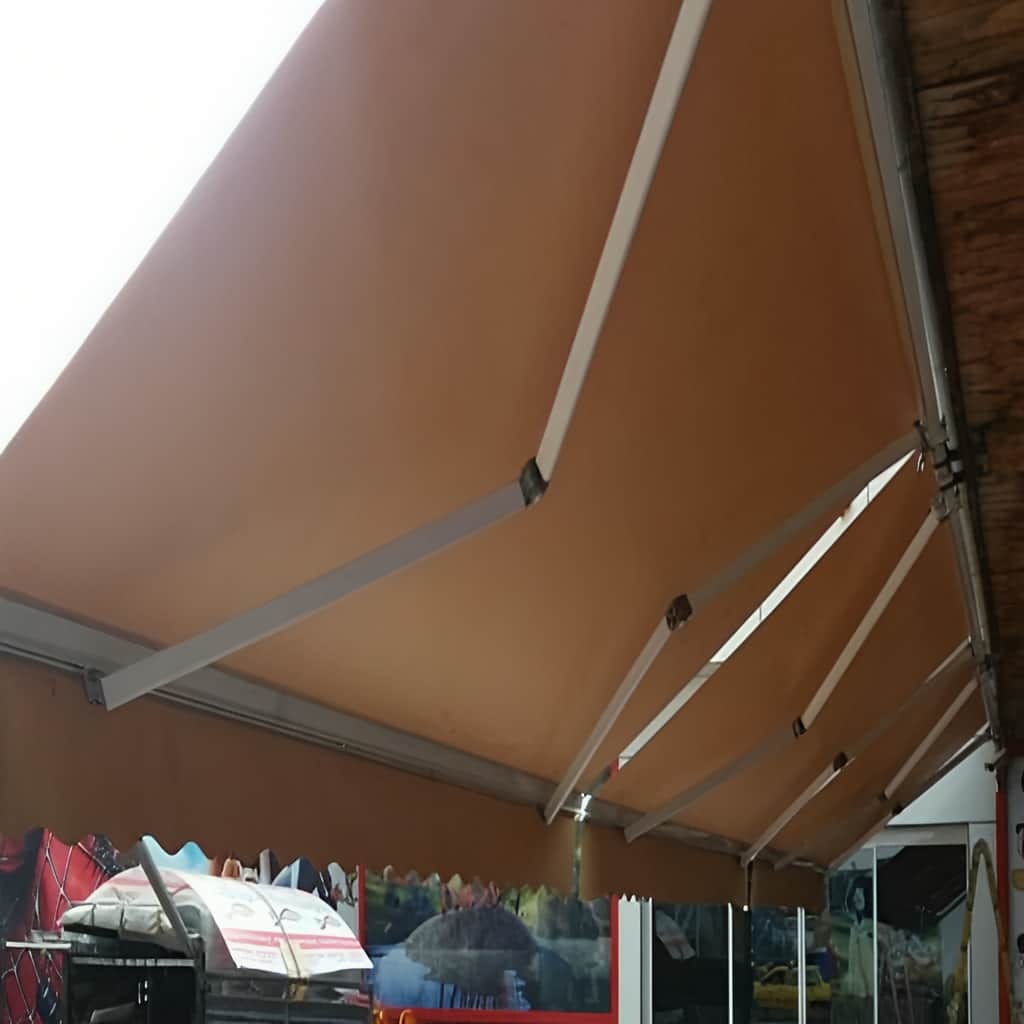 سایبان برقی خارجی