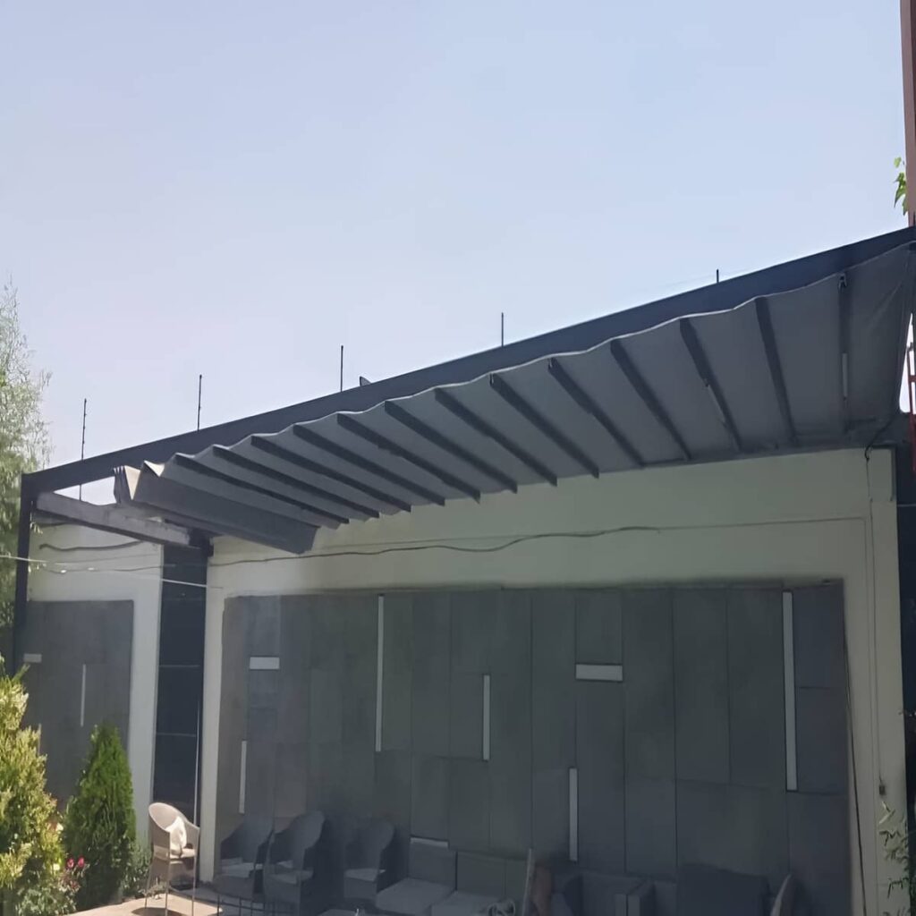 سایبان دوطرفه طراحی متقارن