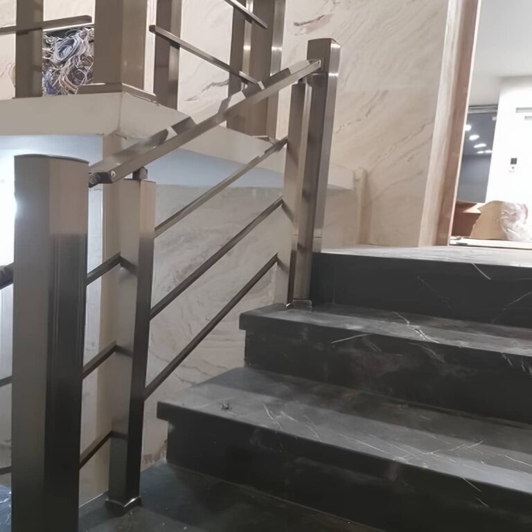 نرده استیل راه پله براق نرده استیل راه پله براق