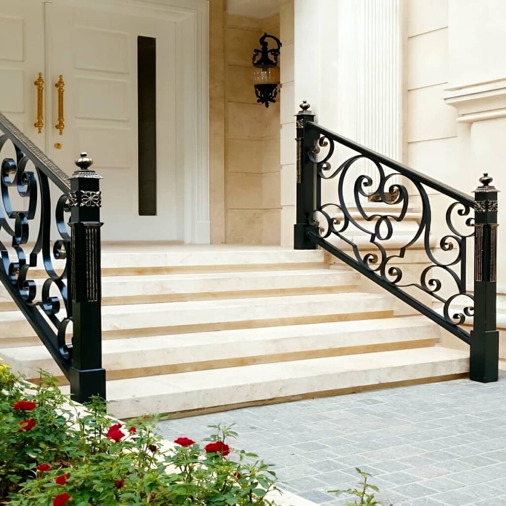 نرده فرفورژه راه پله طرح کلاسیک