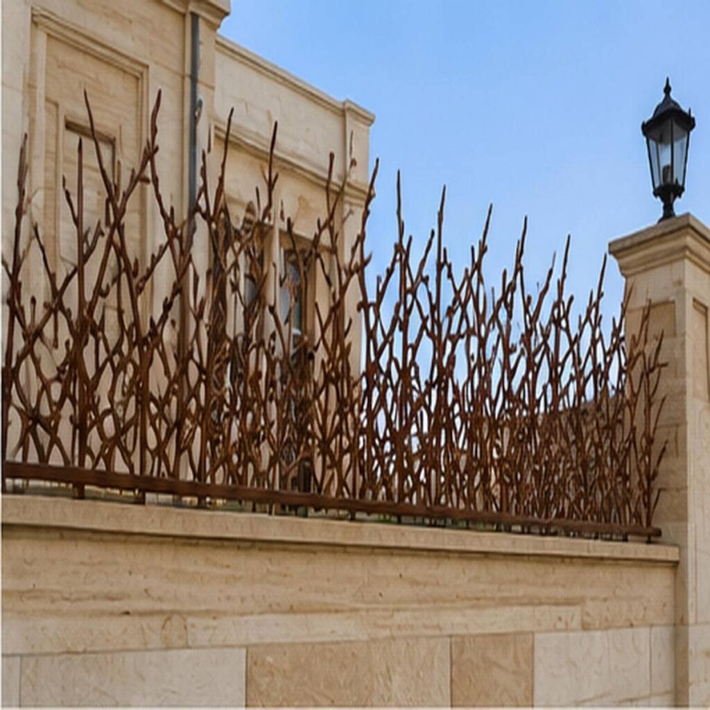 حفاظ سرنیزه ای فلزی