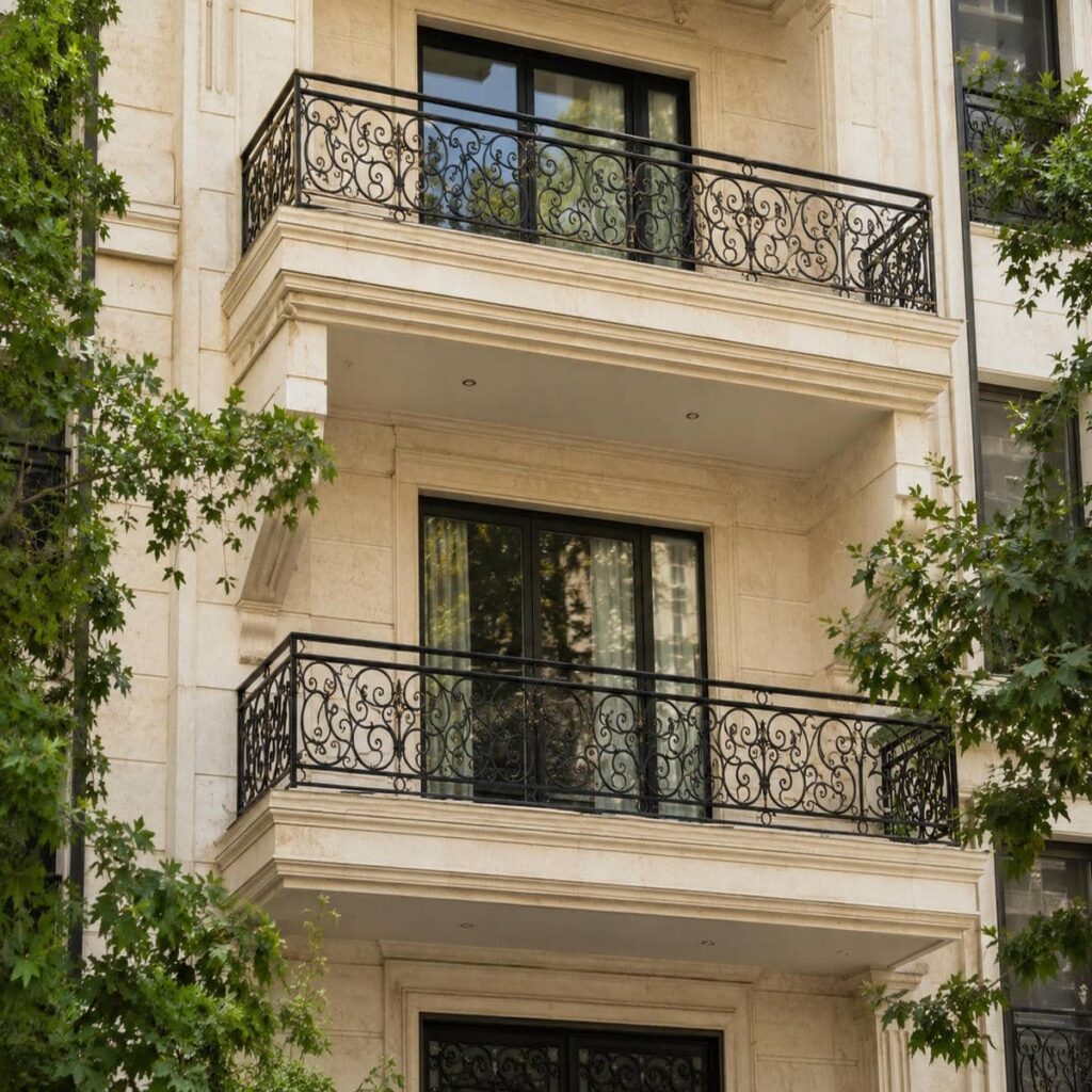 هندریل راه پله فلزی ساختمان قدیمی