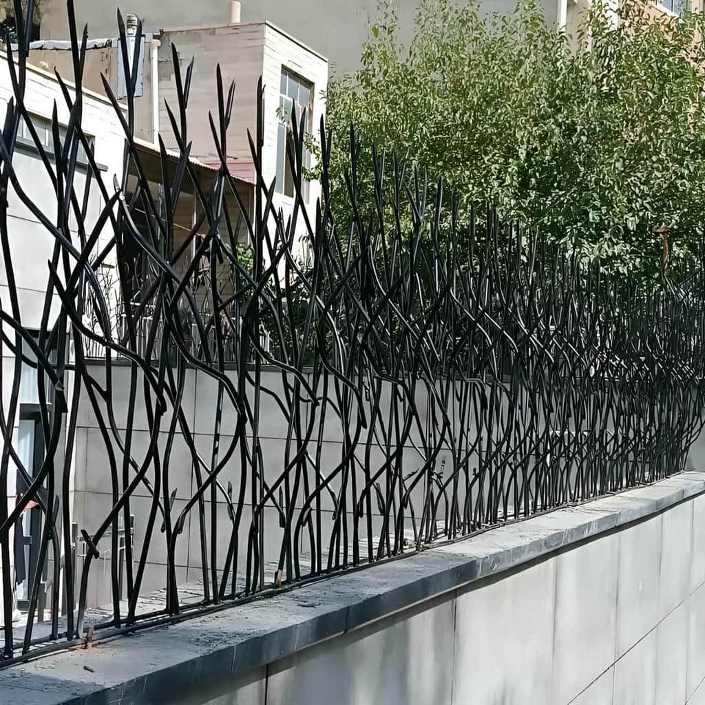 حفاظ دیوار شاخ گوزنی با پوشش خاکستری حفاظ دیوار شاخ گوزنی با پوشش خاکستری