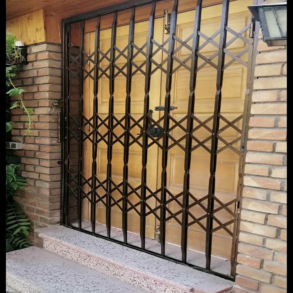 ریل بالایی محافظ کشویی زیر سقف شیروانی
