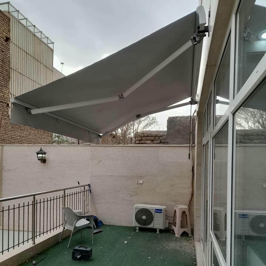 سایبان بازویی سفید بالای پنجره استان خراسان جنوبی سایبان بازویی سفید بالای پنجره استان خراسان جنوبی