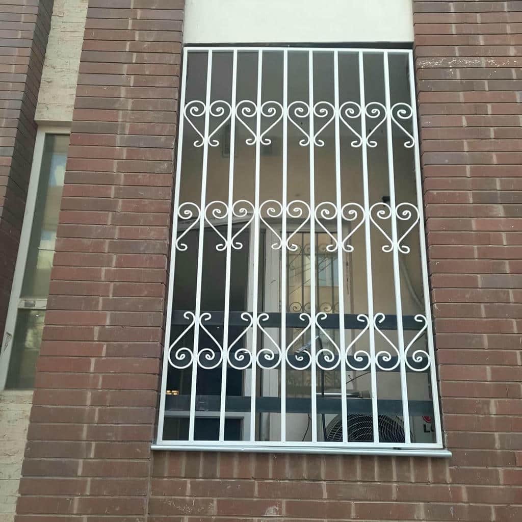 کارشناس بررسی خوردگی قاب بیرونی در بوشهر
