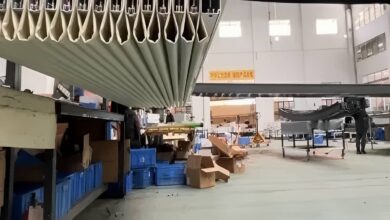 سایبان برقی خاکستری بالای ورودی فروشگاه استان زنجان